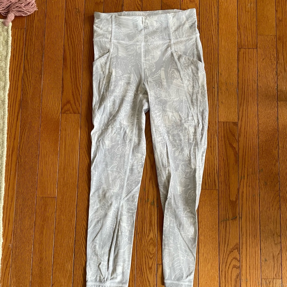 lululemon crop light purple leggings